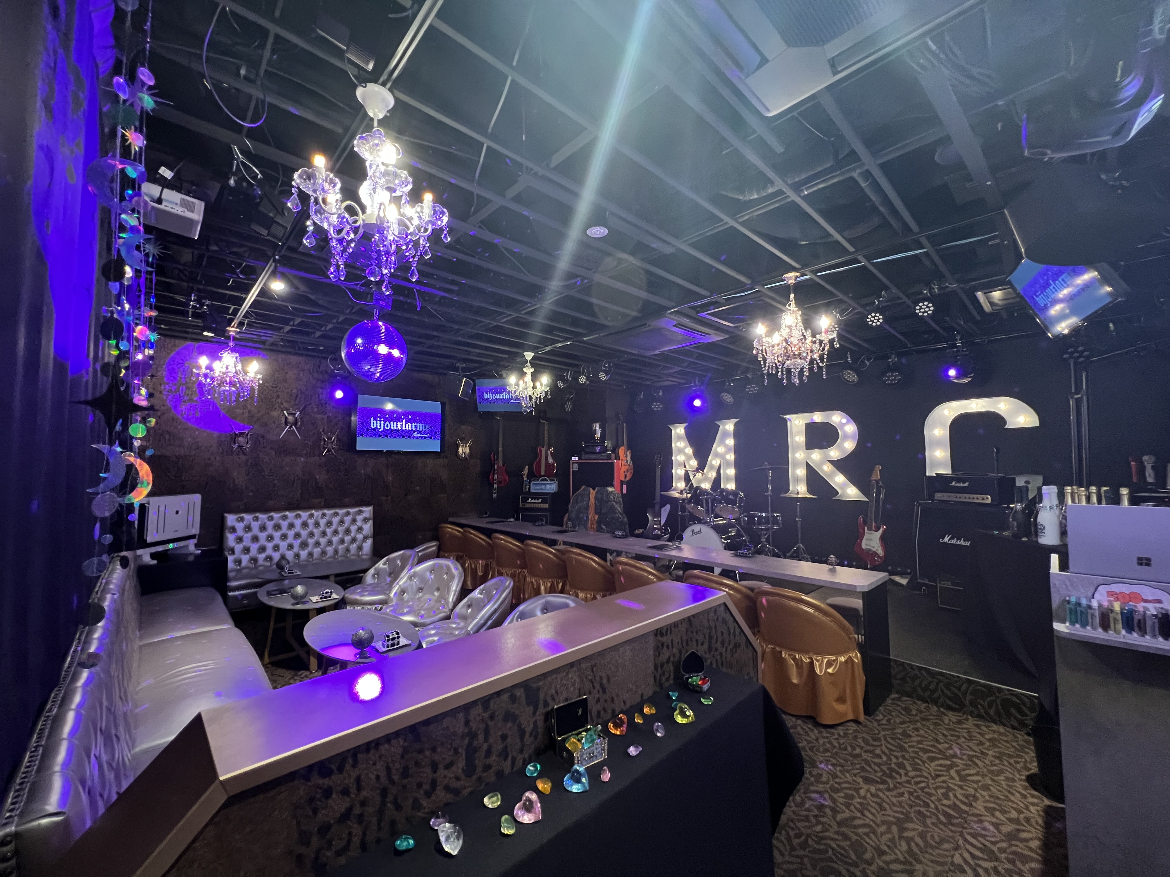 ビジュラム 秋葉原MRC店 店内